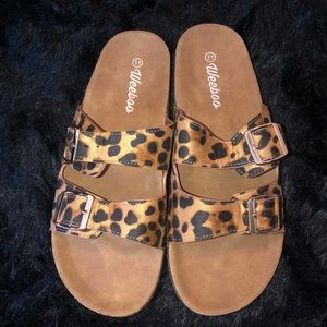 sandals (leopard/cheetah print)
